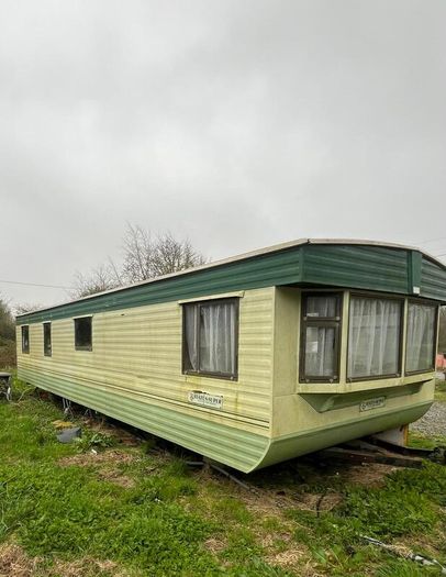 Mobile home free to take away