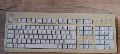 Fujitsu Siemens KBPC S2 UK S26381-K297-V165 PS/2 White UK Layout Keyboard