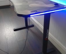 Gaming desk