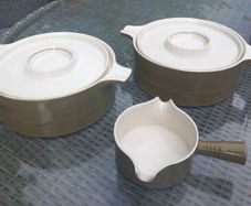 Brendan Erin Arklow pottery 3 pieces, 2 tureens, 1 double pourer, no damage, D18
