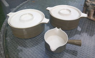 Brendan Erin Arklow pottery 3 pieces, 2 tureens, 1 double pourer, no damage, D18