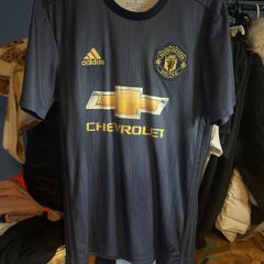 man utd jersey
