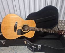 Yamaha FS311 Dreadnought Acoustic Guitar