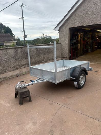 Car trailer