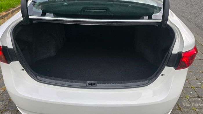 2015 Toyota Avensis - NCT & TAX