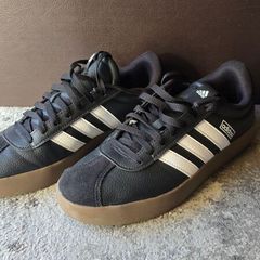 2 pair of Adidas VL Court 3.0