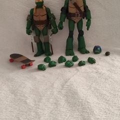 TMNT Vs batman figures
