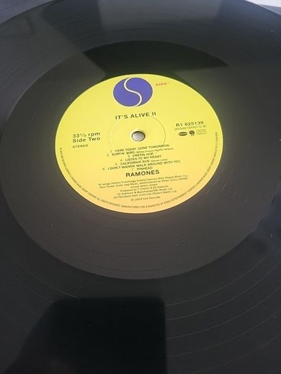 Ramones Its Alive 2 RSD limited edition numbered 2 vinyl