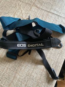 Camera straps