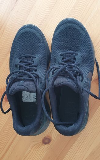 Nike relovution