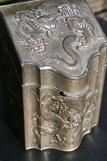 Vintage Chinese Decorative Box H-4" 3" x 3"