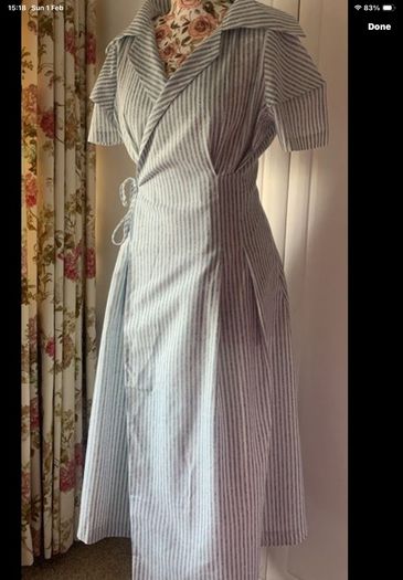 dress Bnwt vintage inspired wrap dress size small 8/10 midi short sleeve dress