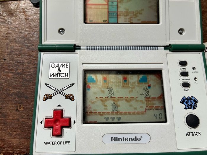 Original U.S. version of Legend of Zelda handheld game.