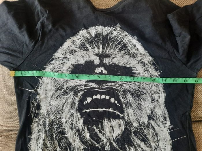 Star Wars Chewbacca long sleeve top in very good condition with no issues see last two photos for exact measurements FREE STANDARD POSTAGE INCLUDED