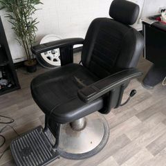 Barber chair
