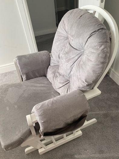 Babylo glider chair and footstool