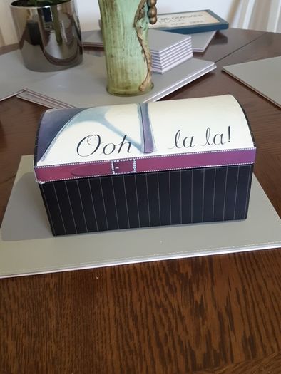 Jewellery box