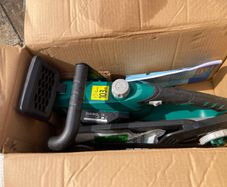 cordless chainsaw