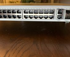 HPE Aruba Instant On 1960 24-Port Gigabit Managed Switch  4 10GbE - JL806A