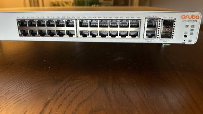 HPE Aruba Instant On 1960 24-Port Gigabit Managed Switch  4 10GbE - JL806A