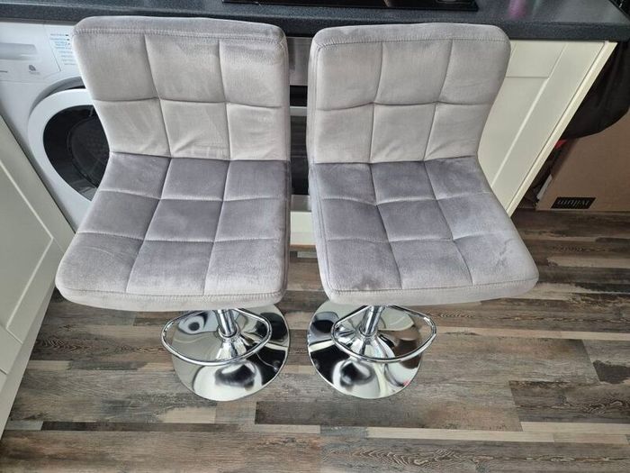 bar stools