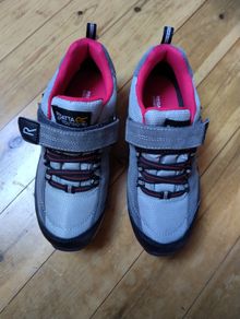 Hiking boots kids