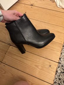 Clark's black boots