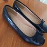 Girls shoes size 4 Image 2