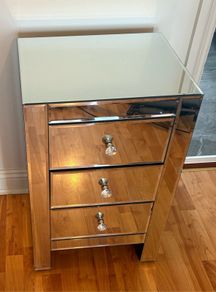 Mirrored Locker