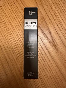 IT Bye Bye Under Eye Concealer