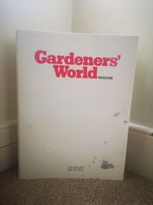 SALE! Gardeners World Magazine from 1991 to 1992, in binder.