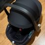 Maxi Cosi pebble 360 car seat and isofix base Image 2
