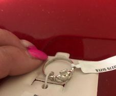 Ladies sliver claddagh ring size 8