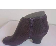Cefalu Xelipe Burgundy Leather Ankle Boots EU32 UK13 Snakeskin Effect BNIB