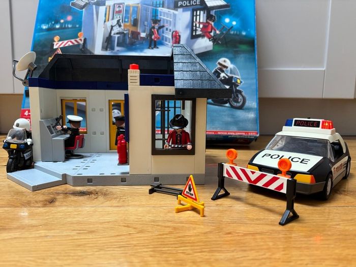 Play Mobil