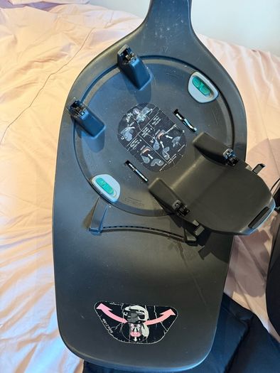 Cybex car seat & swivel base