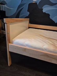 Toddler bed with mattress