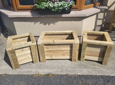 Planters For Sale. Various sizes and colours.