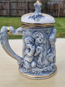 Ceramic beer mug from the Italian manufacturer Capodimonte.