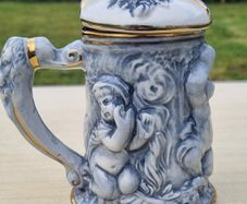 Ceramic beer mug from the Italian manufacturer Capodimonte.