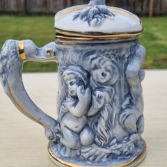 Ceramic beer mug from the Italian manufacturer Capodimonte.