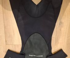 Body Glove kids wetsuit