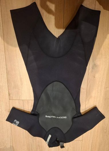 Body Glove kids wetsuit