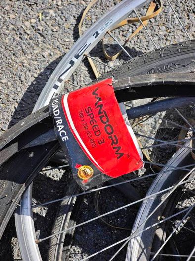 Road bike,  racing bike 700c wheels and tyres bundle  Continental tyres, 700x23c & 700x28c & 26" mixed condition