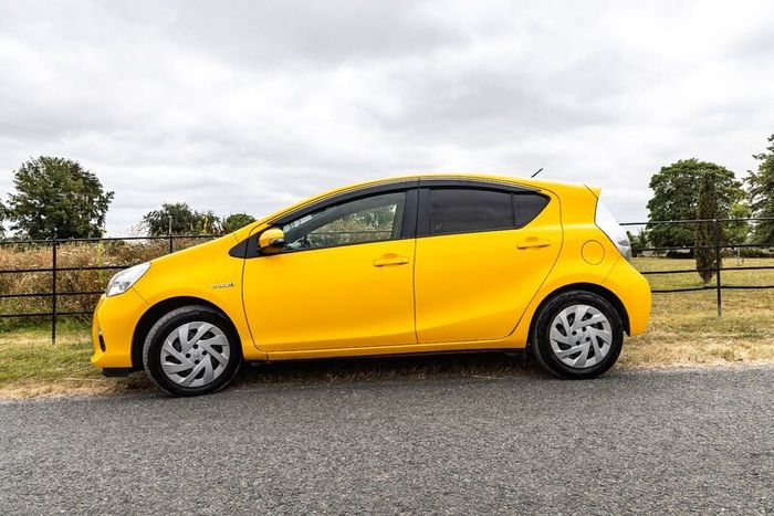 Toyota Aqua 2014, Excellent Condition