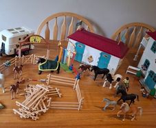 Schleich Horse Club Lakeside Country House and Stable