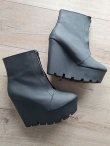 Cheap Monday