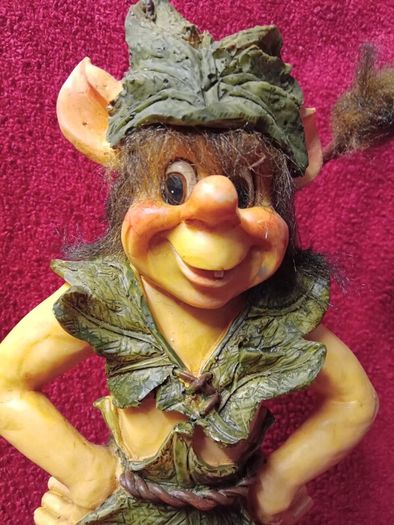 Anthony Fisher  ( Longtailer ) Pixie Figurine