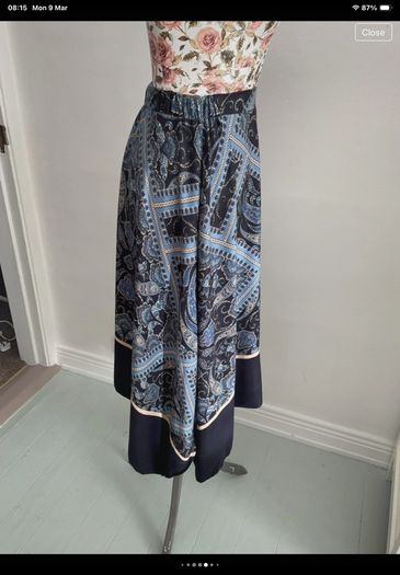skirt paisley print asymmetrical hemline skirt H&M size small 10/12