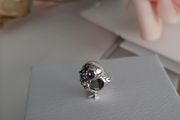 New genuine pandora baby chick charm with blue eyes